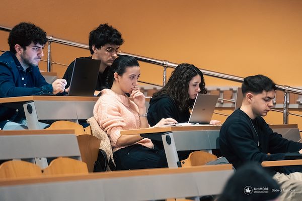 Hackathon SCIoTeM 2024 - Supply Chain, Internet of Things and Manufacturing