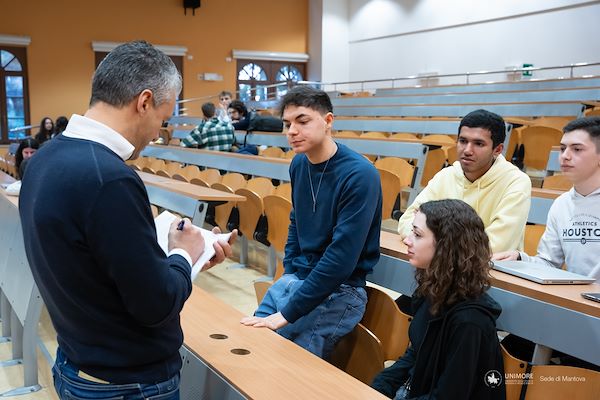 Hackathon SCIoTeM 2024 - Supply Chain, Internet of Things and Manufacturing