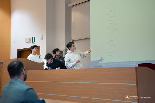 Hackathon SCIoTeM 2024 - Supply Chain, Internet of Things and Manufacturing