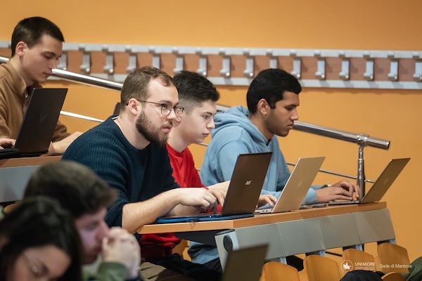 Hackathon SCIoTeM 2024 - Supply Chain, Internet of Things and Manufacturing